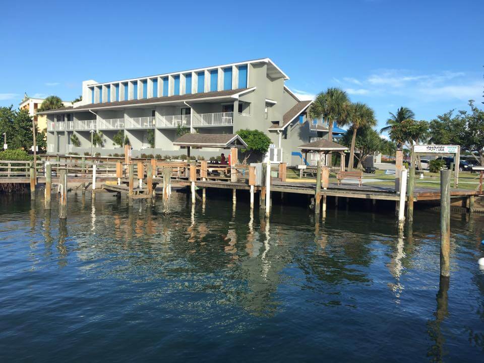 Dockside Inn & Resort