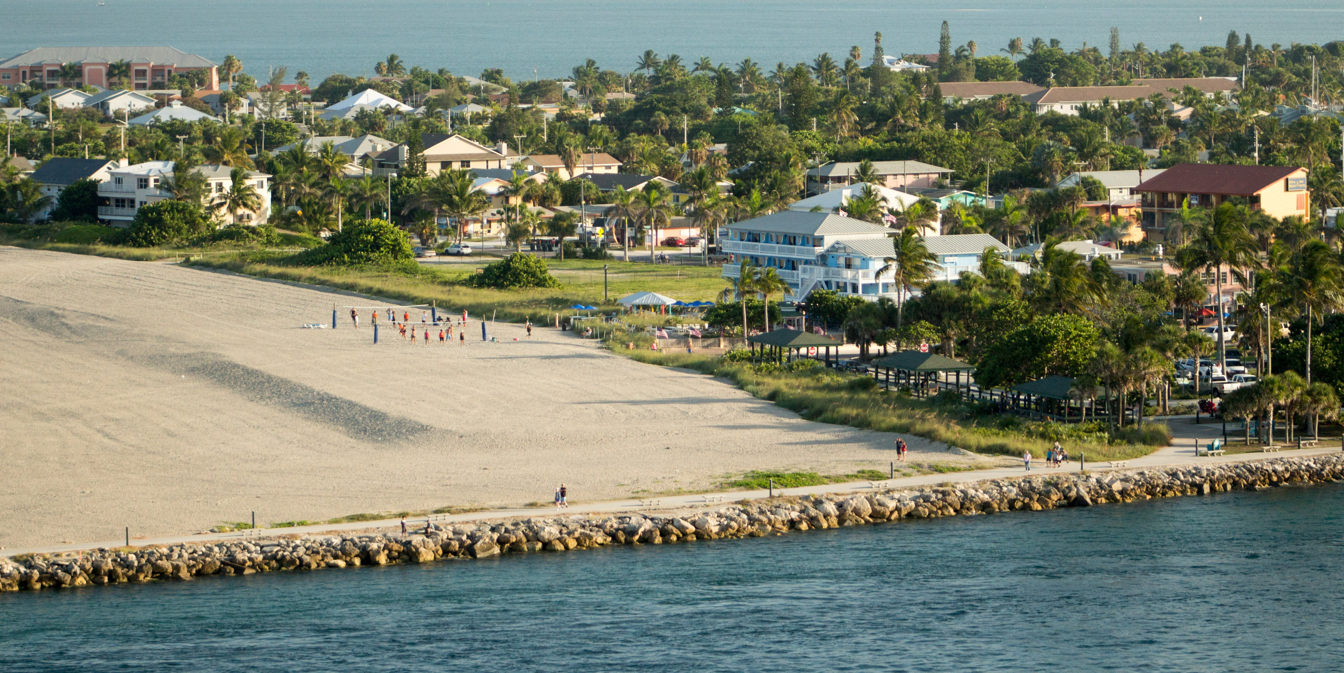 Beach Hotels in St. Lucie & Fort Pierce | Beachfront Hotels